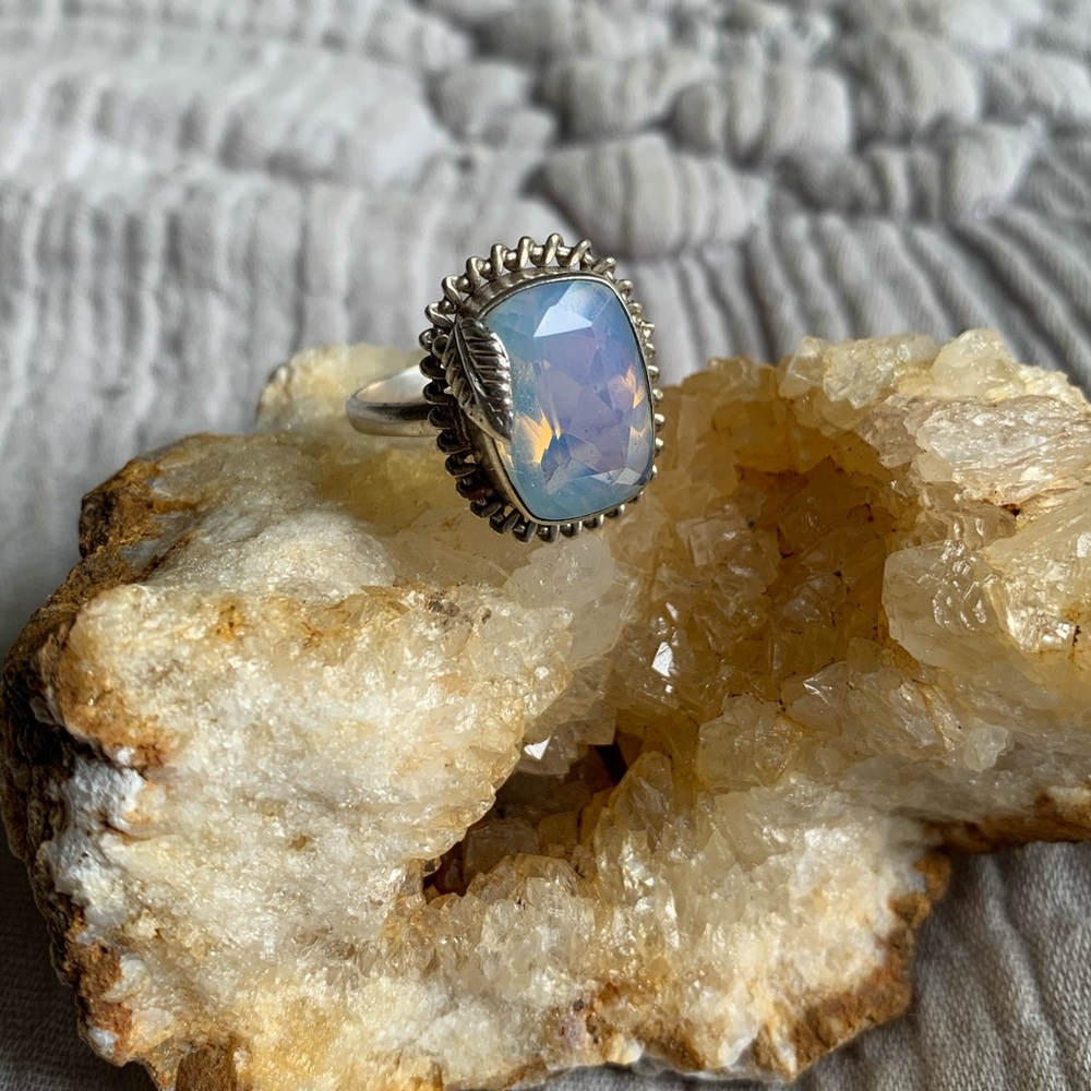 Opalescent Cushion-Cut Silver Statement Ring - Blue/Purple